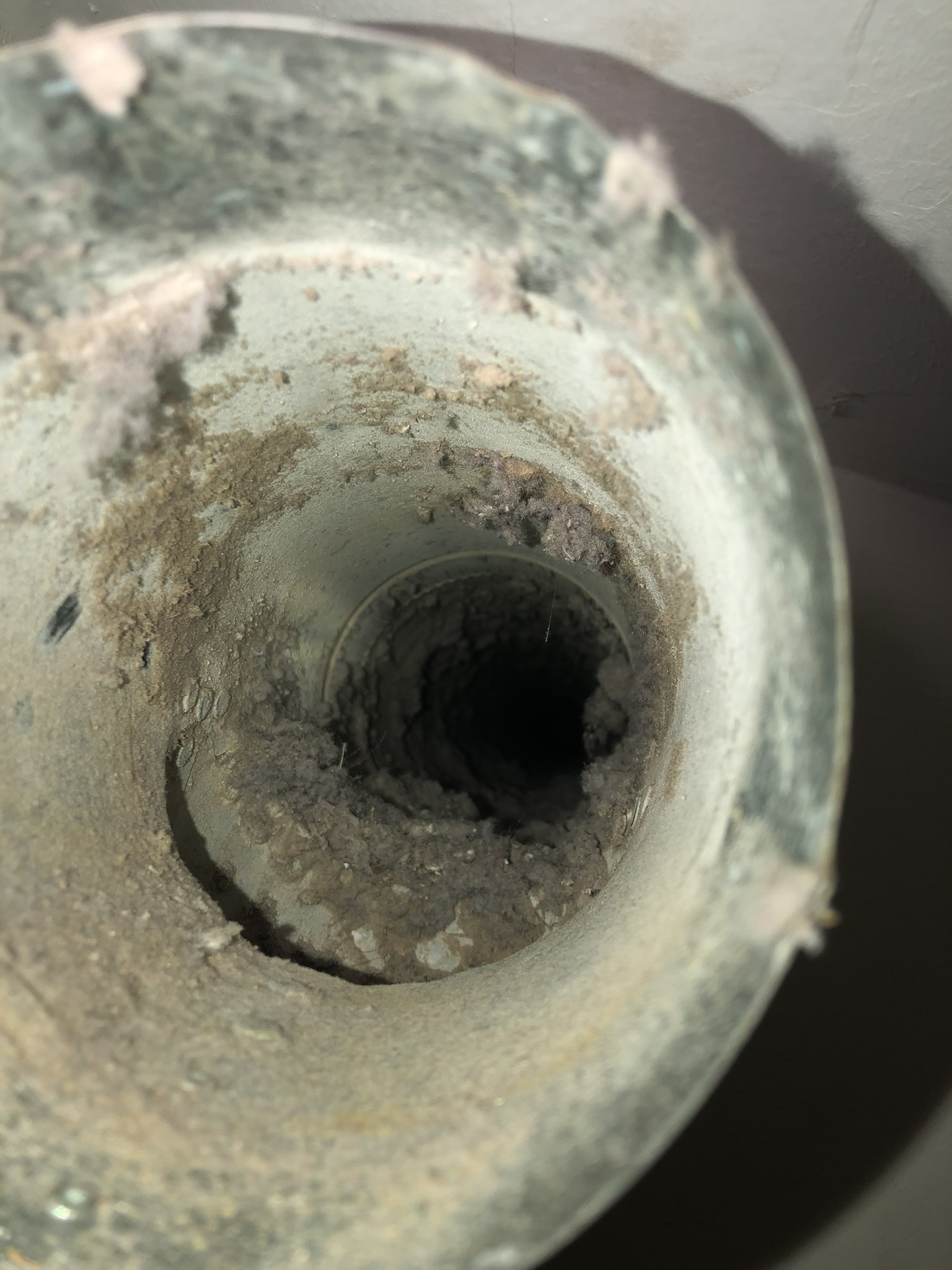 Duct before cleaning